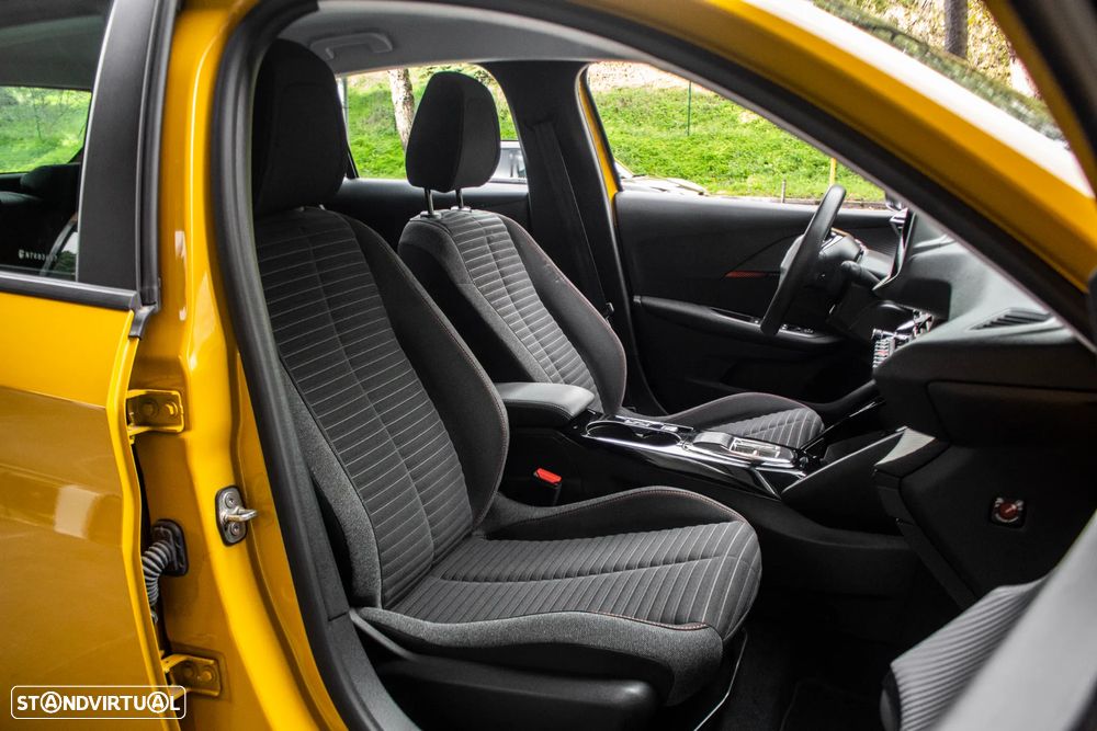 Peugeot e-208 Active Pack - 28