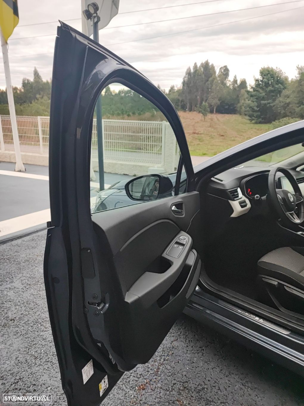 Renault Clio 1.0 TCe Intens - 10