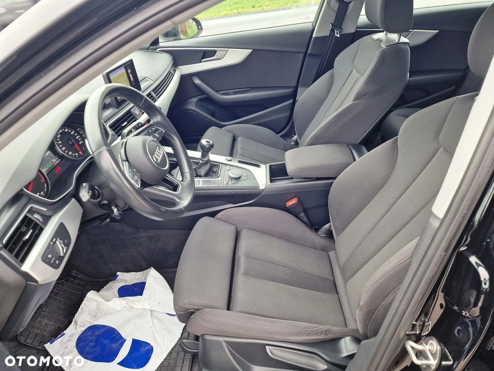 Audi A4 Avant 2.0 TDI DPF clean diesel S line Sportpaket - 19