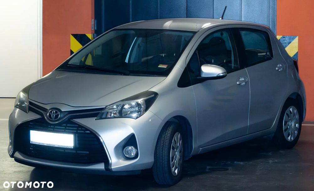 Toyota Yaris 1.33 Premium - 3
