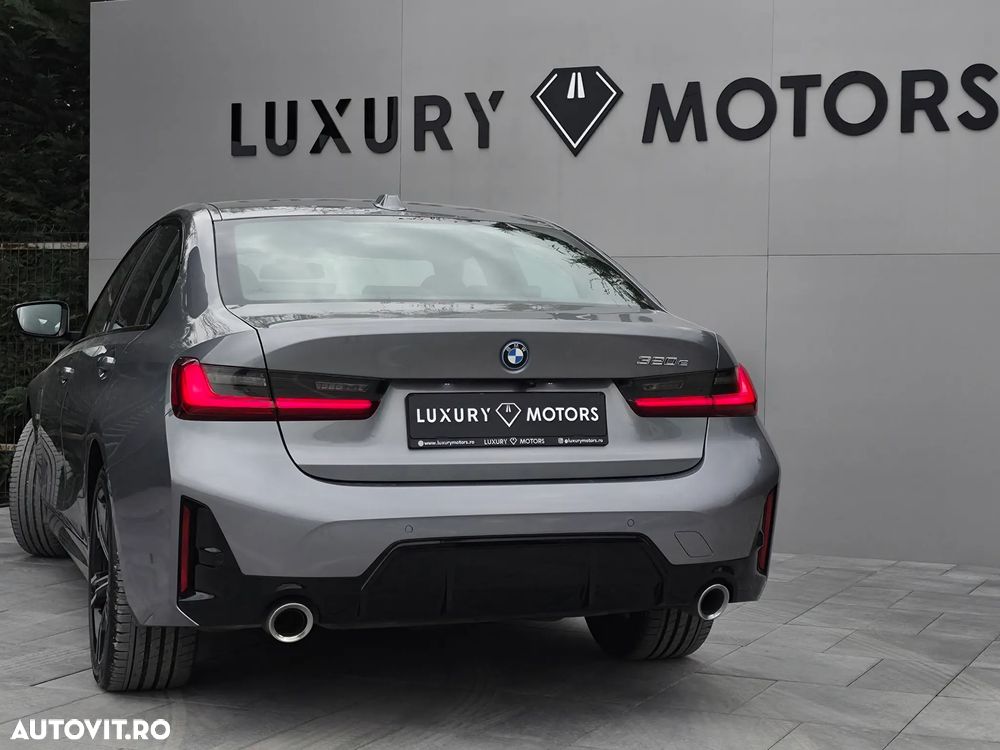 BMW Seria 3 320e Aut. M Sport - 31