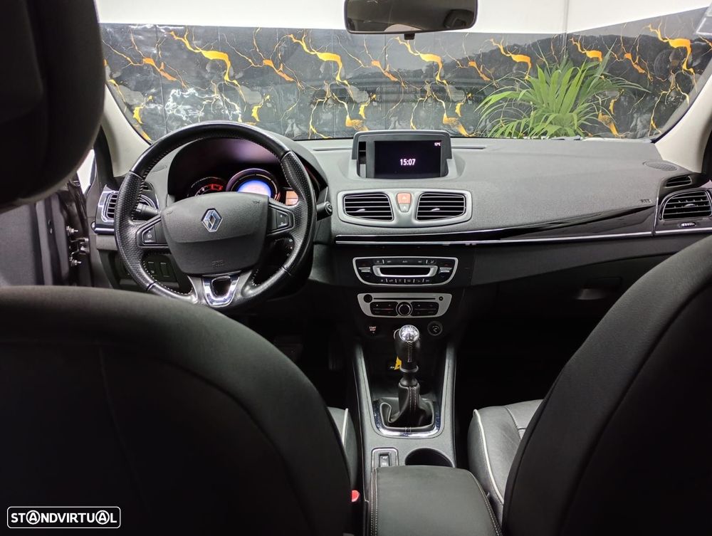 Renault Fluence 1.5 dCi Exclusive - 10