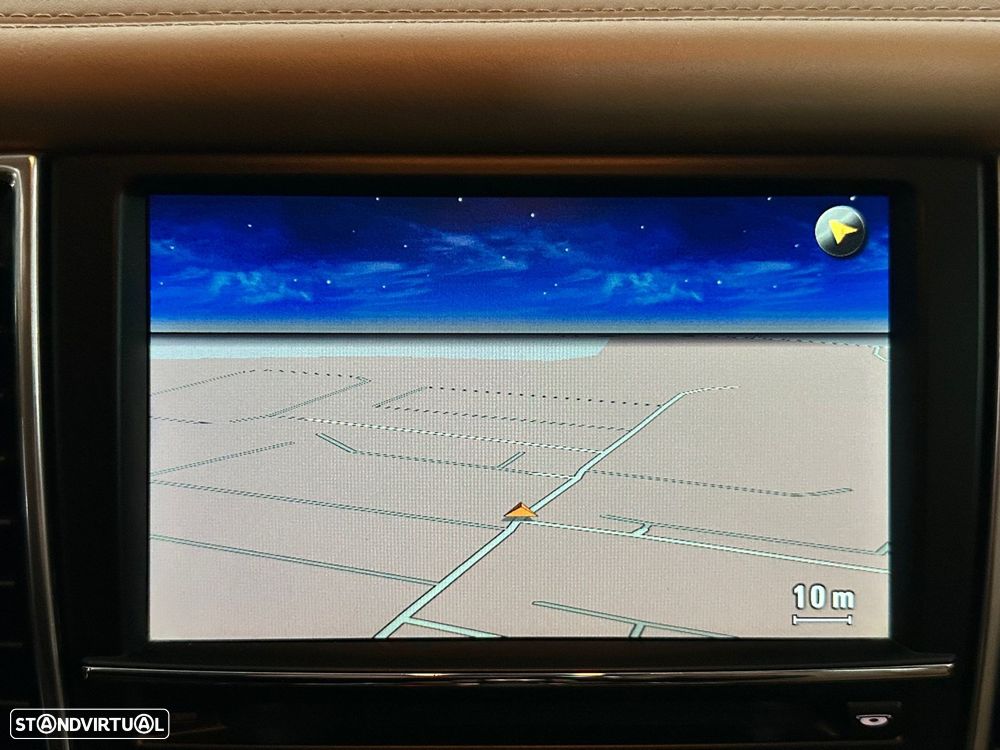 Porsche Panamera 4 PDK - 25