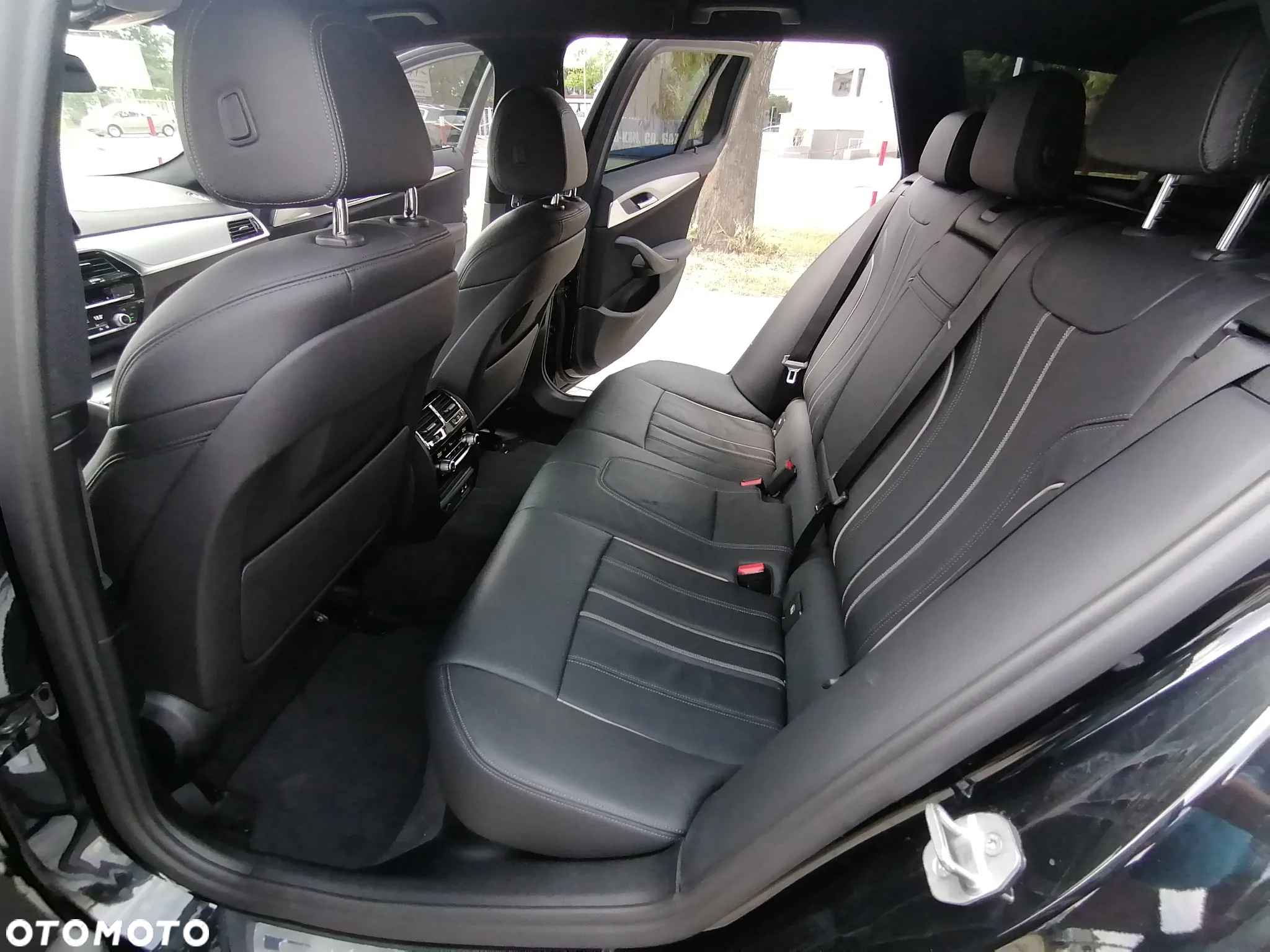 BMW Seria 5 520d Touring M Sport Edition - 22
