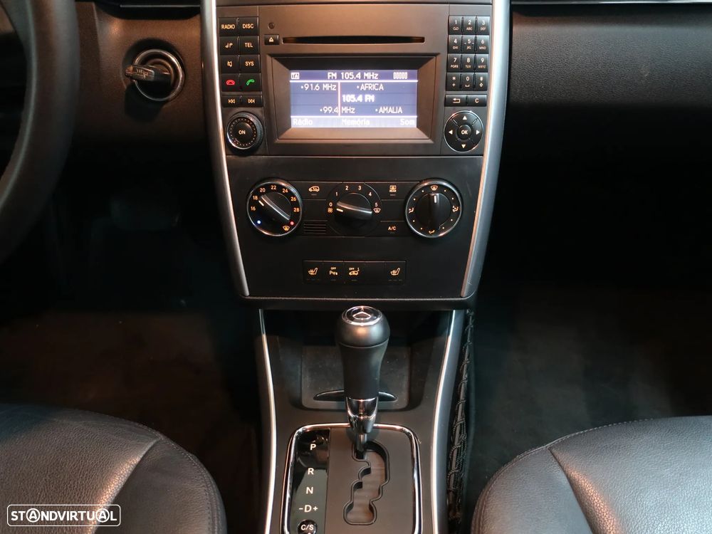 Mercedes-Benz B 200 CDI Autotronic - 25