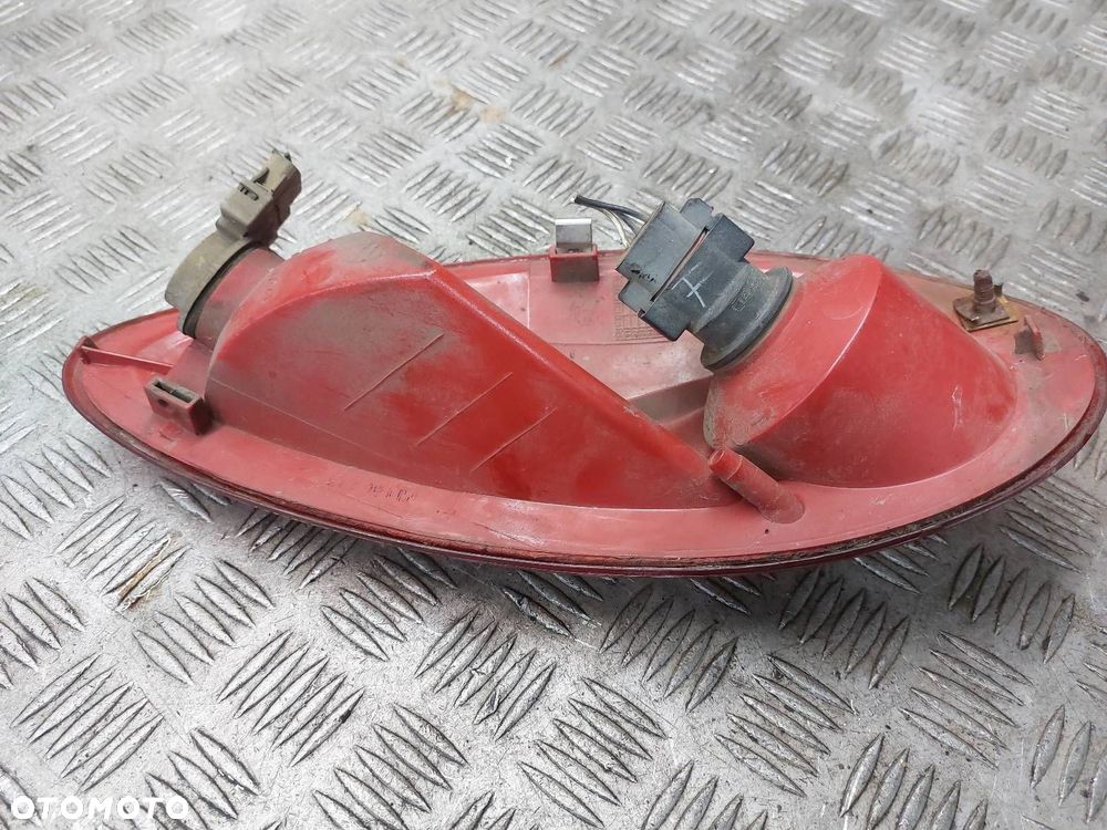 LAMPA LEWY TYŁ CHRYSLER PT CRUISER I 11-5502 TYC - 4