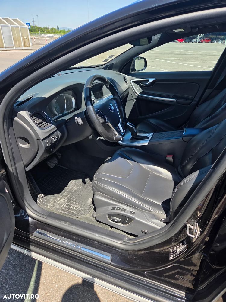 Volvo V60 D4 Summum - 7