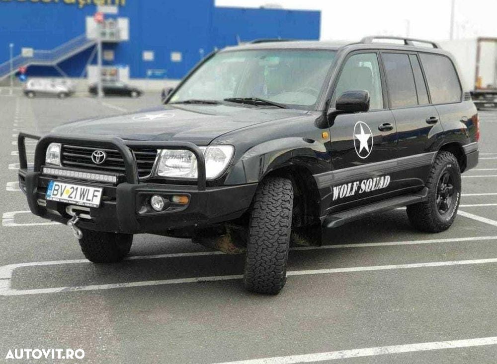 Toyota Land Cruiser - 3