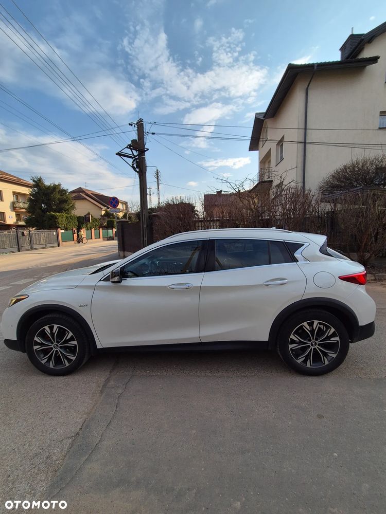 Infiniti QX30 - 3