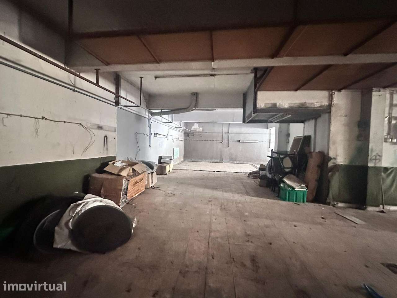 ARMAZÉM COM 200m² - Grande imagem: 3/24