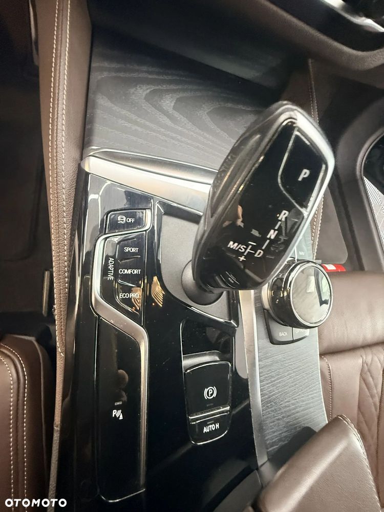 BMW Seria 5 530d xDrive mHEV M Sport sport - 27