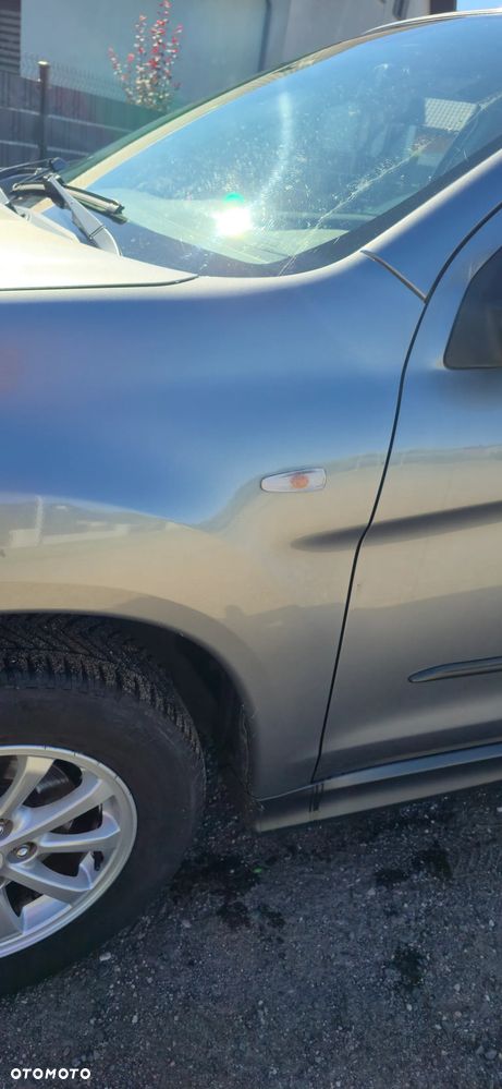 Mitsubishi ASX - 8