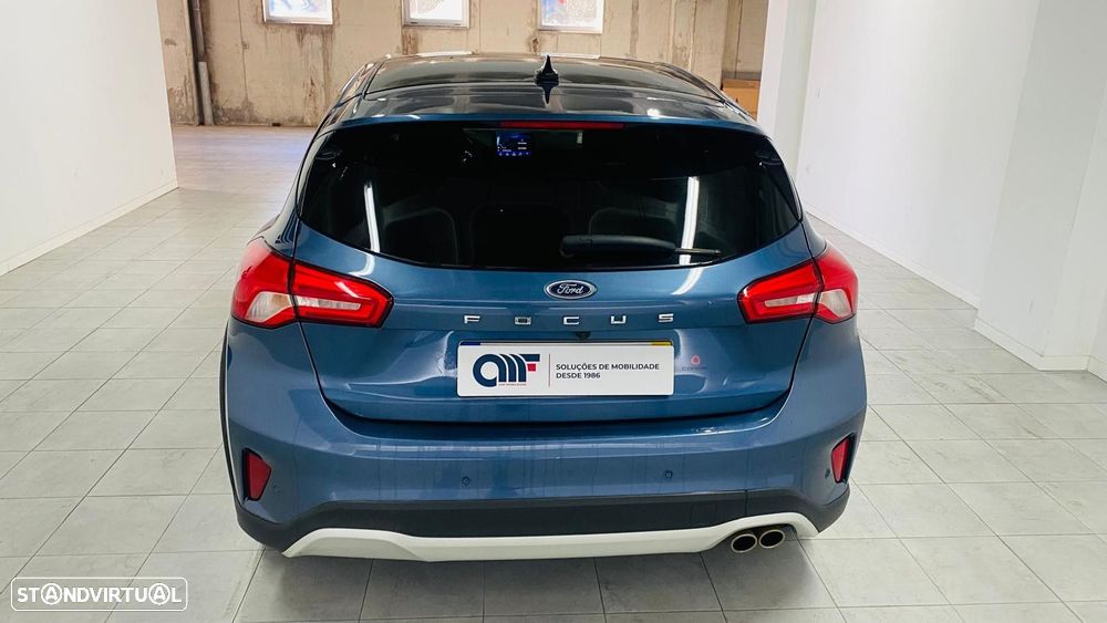 Ford Focus 1.0 EcoBoost Active X - 11
