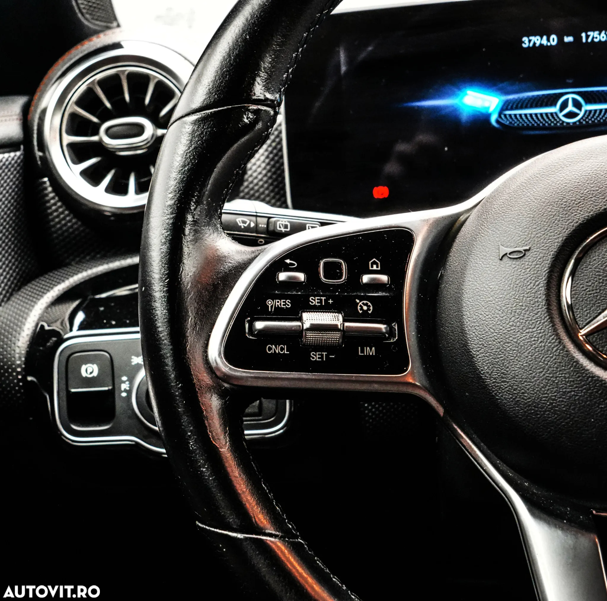 Mercedes-Benz CLA - 28
