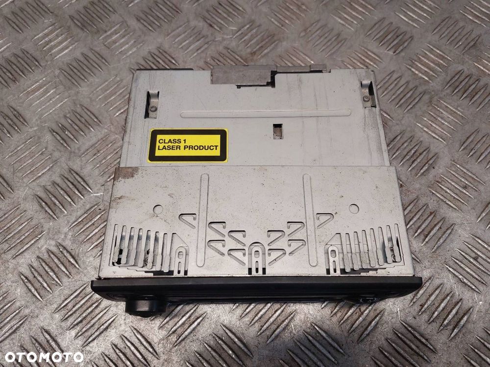 RADIO ODTWARZACZ  SKODA OCTAVIA I FL BLAUPUNKT ESSEN MP35 - 2