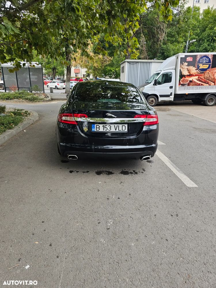 Jaguar XF 3.0 Premium Luxury Aut - 2