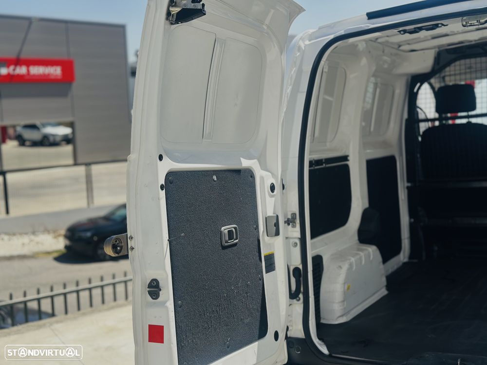 Nissan e-nv200 - 18