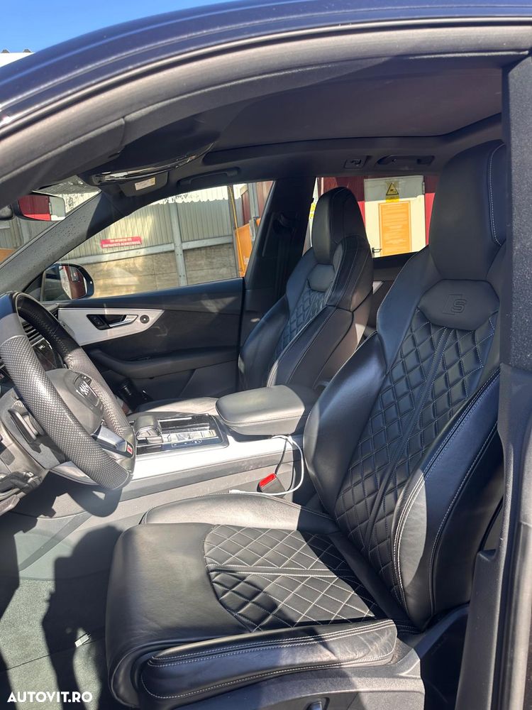 Audi Q8 3.0 55 TFSI quattro Tiptronic MHEV - 11