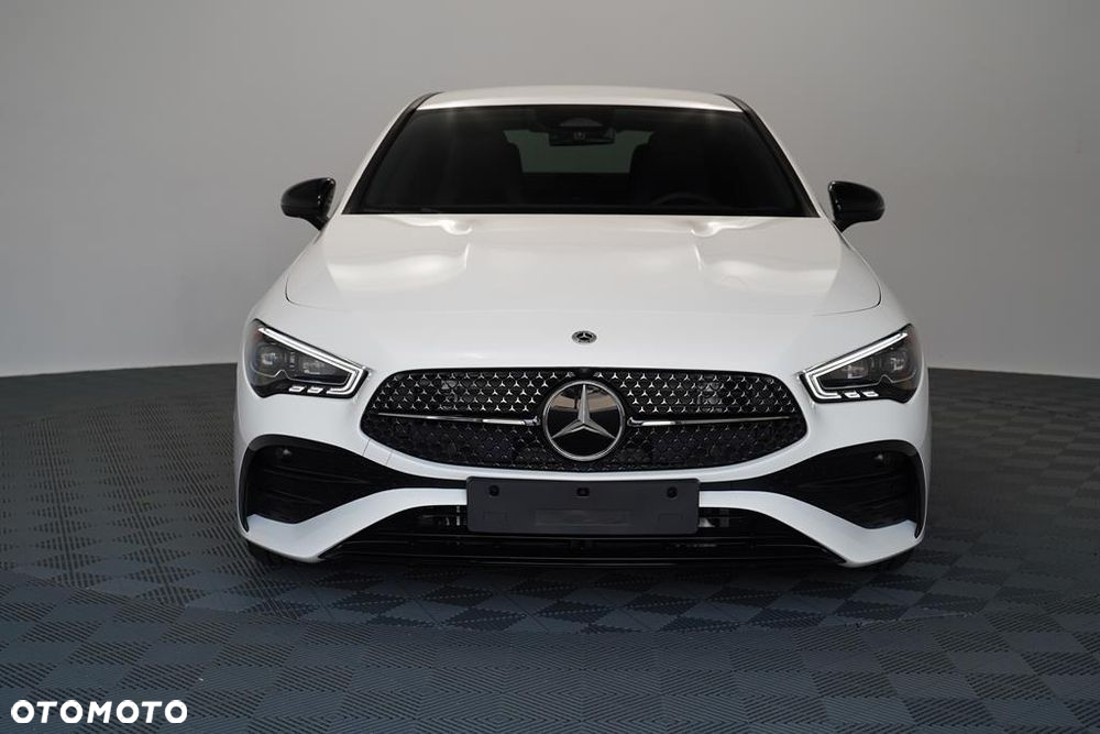 Mercedes-Benz CLA 200 mHEV AMG Line 7G-DCT - 2