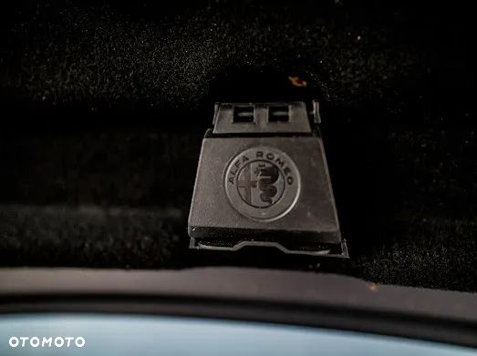 Alfa Romeo Giulia 2.9 Bi Turbo V6 Quadrifoglio - 30