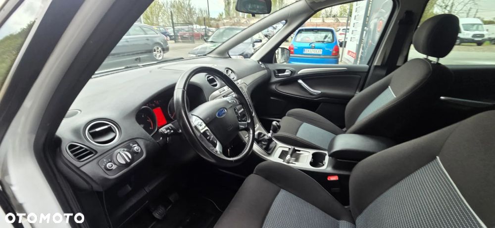 Ford S-Max 2.0 TDCi DPF Business Edition - 27