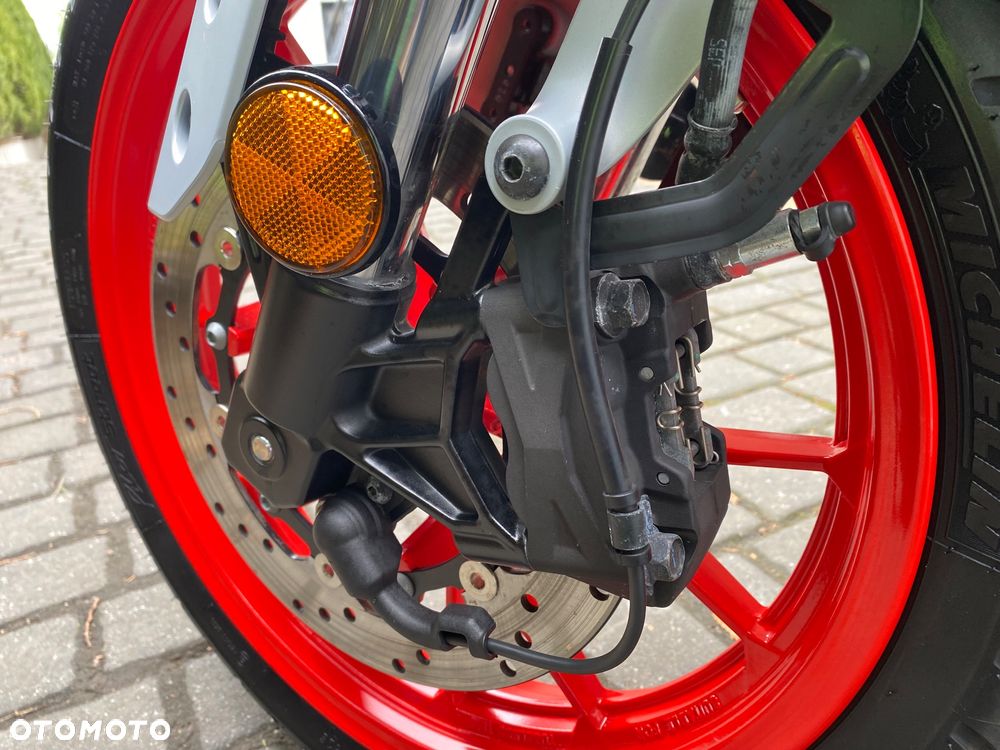 Yamaha MT - 38