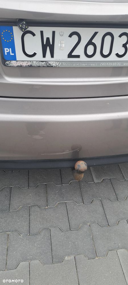 Toyota Yaris - 8