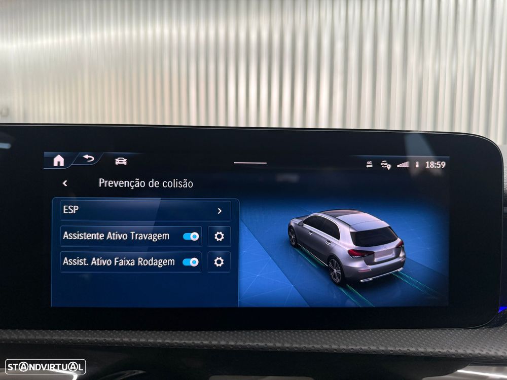 Mercedes-Benz A 250 e AMG Line - 10