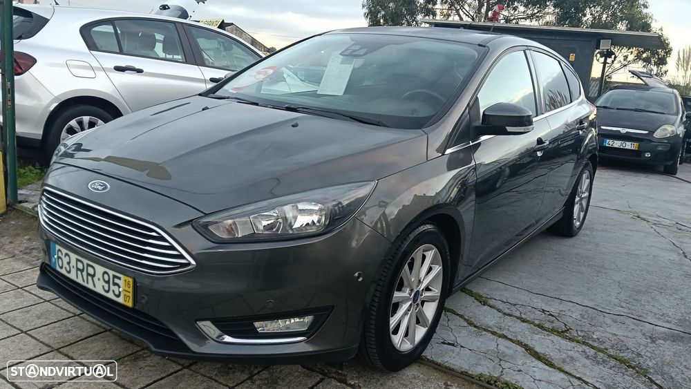 Ford Focus 1.0 SCTi ST-Line - 4