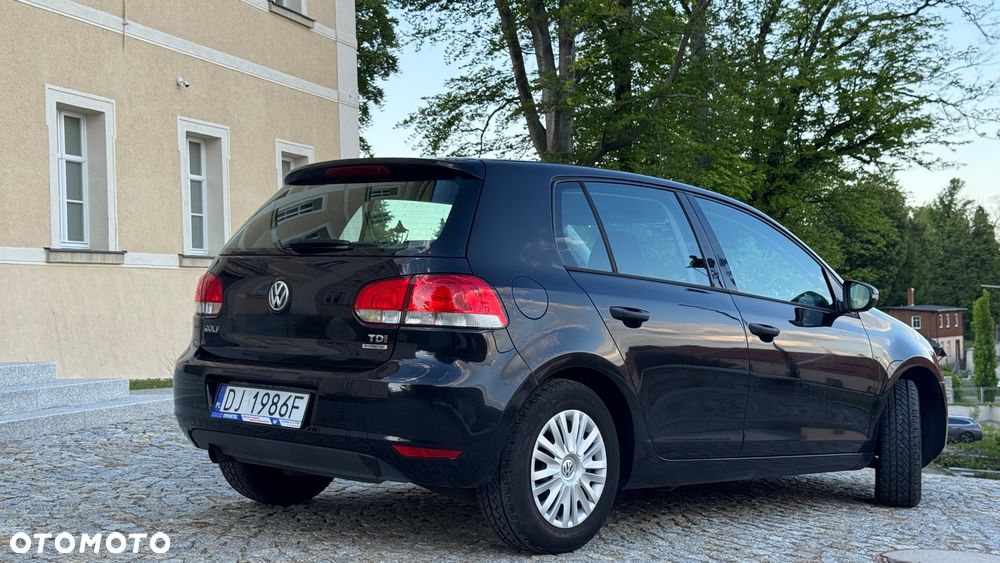 Volkswagen Golf 1.6 TDI DPF BlueMotion - 4
