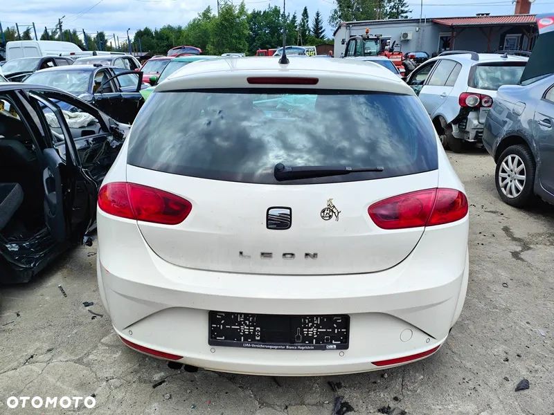 SEAT LEON II 09r HB KLAPA BAGAŻNIKA TYŁ TYLNA LB9A GOŁA - 1