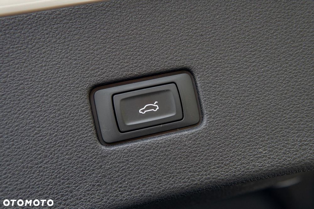 Audi Q8 45 TDI mHEV Quattro Tiptronic - 34