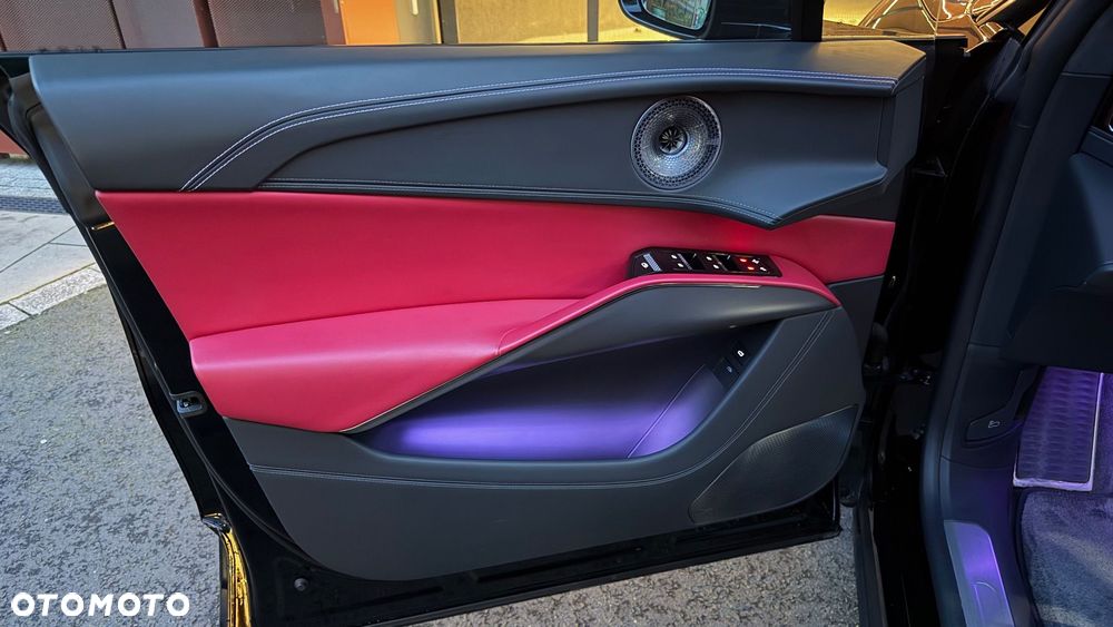 Lotus Eletre - 17