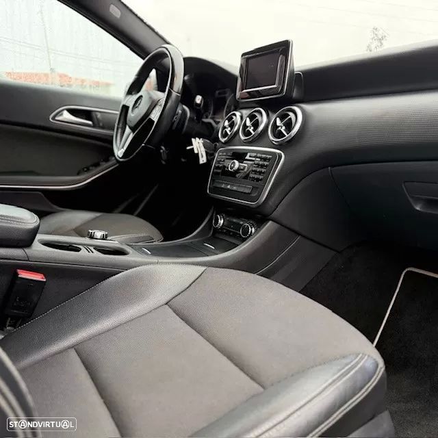 Mercedes-Benz A 180 CDI 7G-DCT Urban - 12