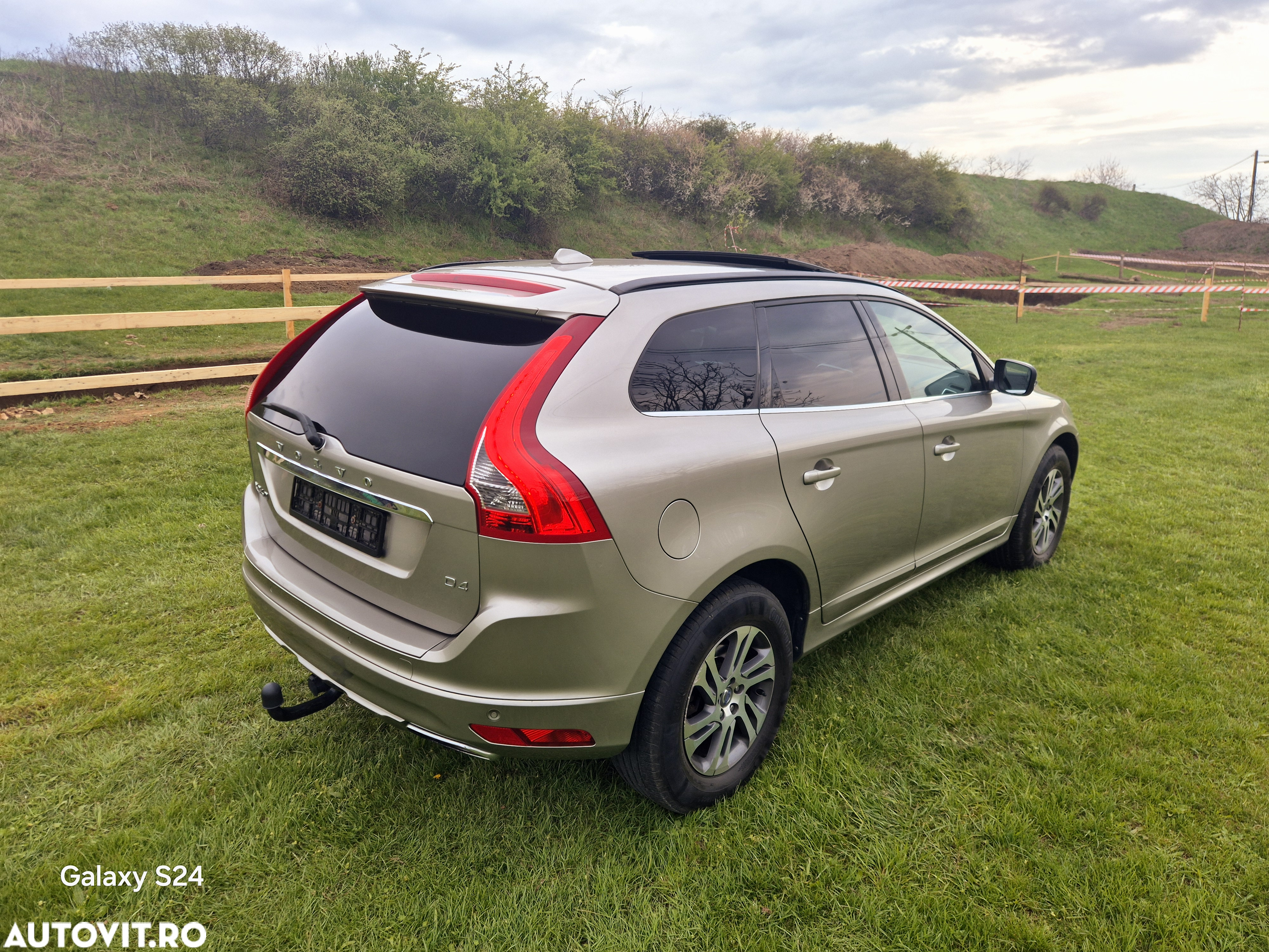 Volvo XC 60 D4 Geartronic Momentum - 34