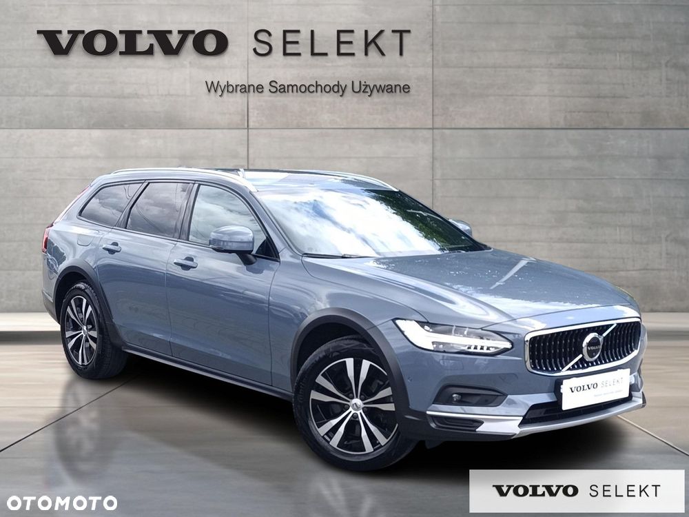 Volvo V90 Cross Country - 4