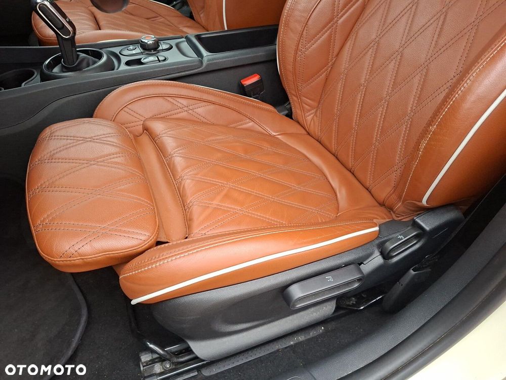 MINI Clubman Cooper - 13