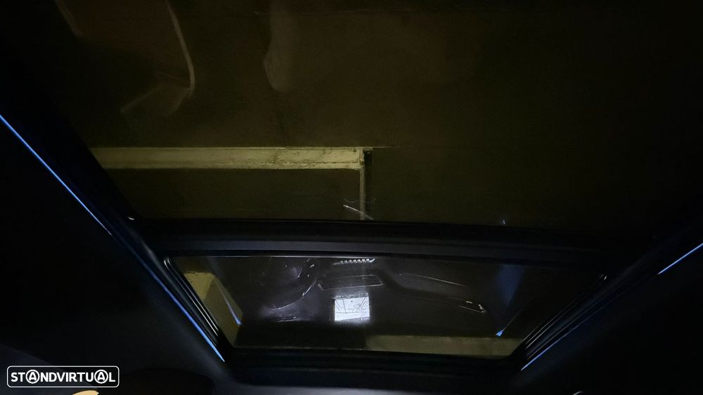 Peugeot 5008 1.5 BlueHDi GT Line J19 EAT8 - 47