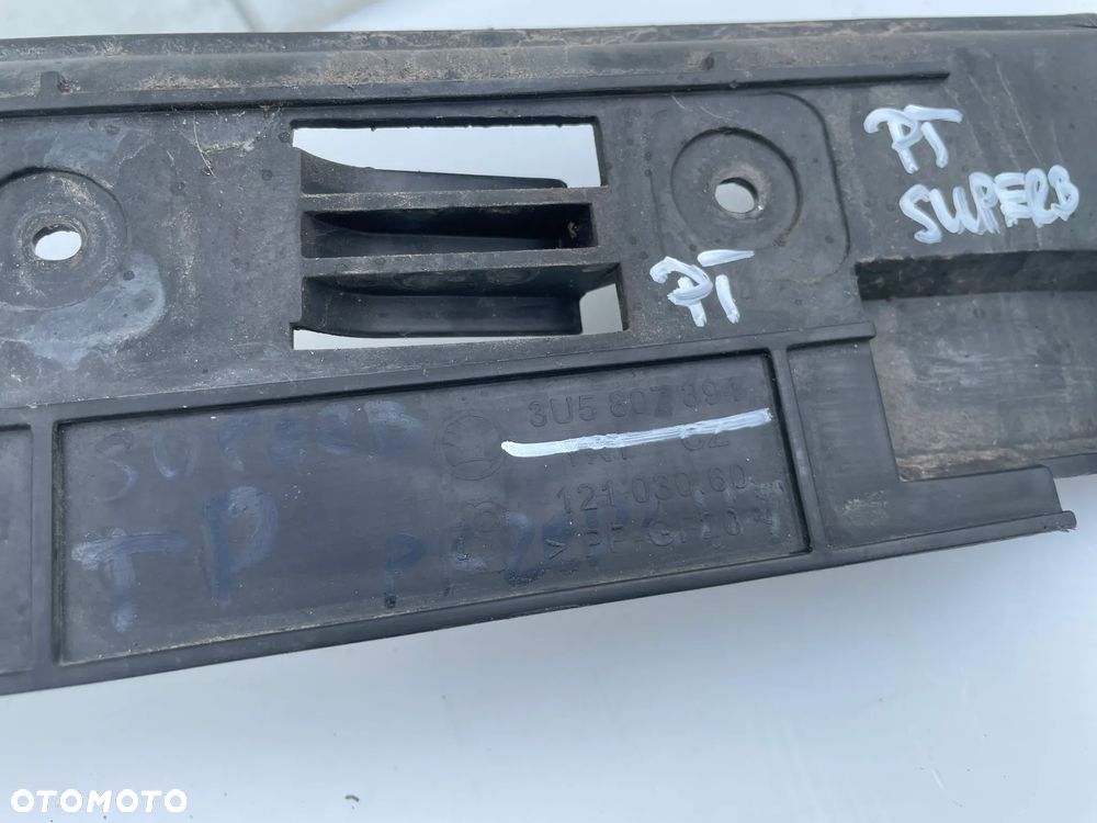 ŚLIZG ZDERZAKA PRAWY TYŁ SKODA SUPERB I SEDAN LIFT 3U5807394 - 2