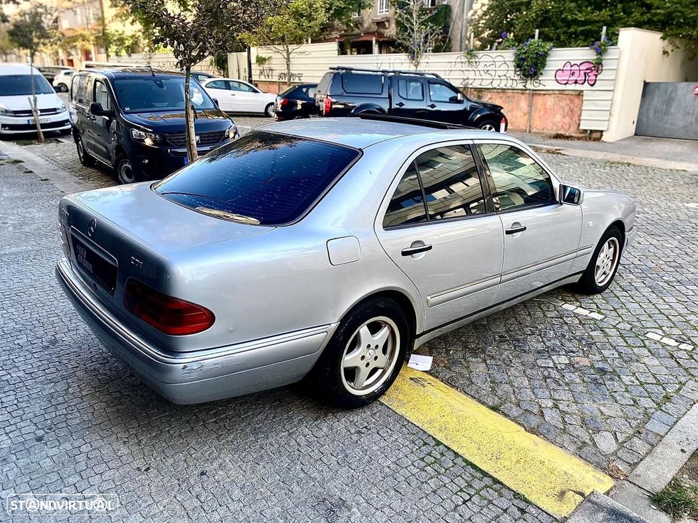 Mercedes-Benz E 220 CDI Elegance - 6