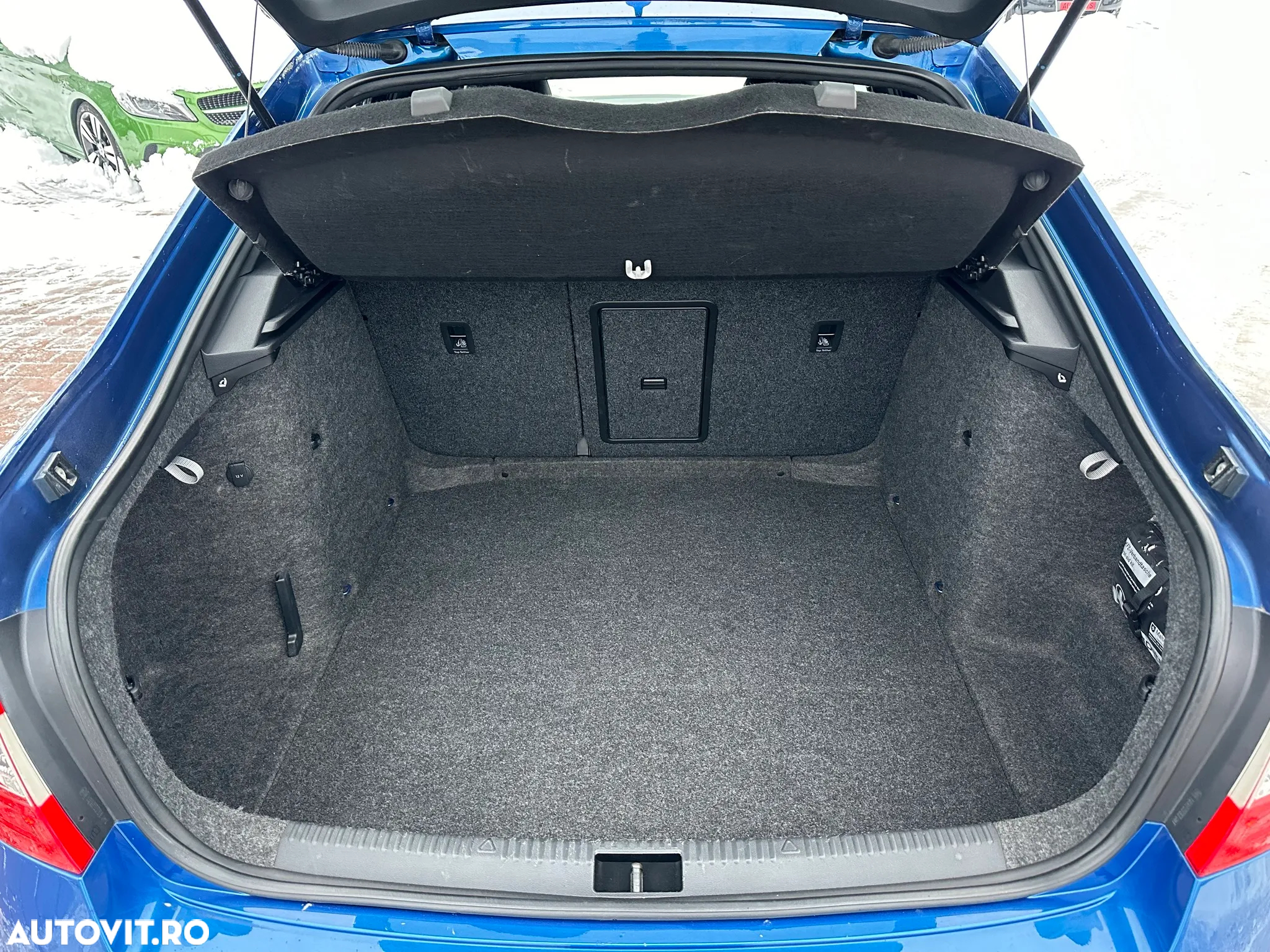 Skoda Octavia 2.0 TDI DSG RS - 12