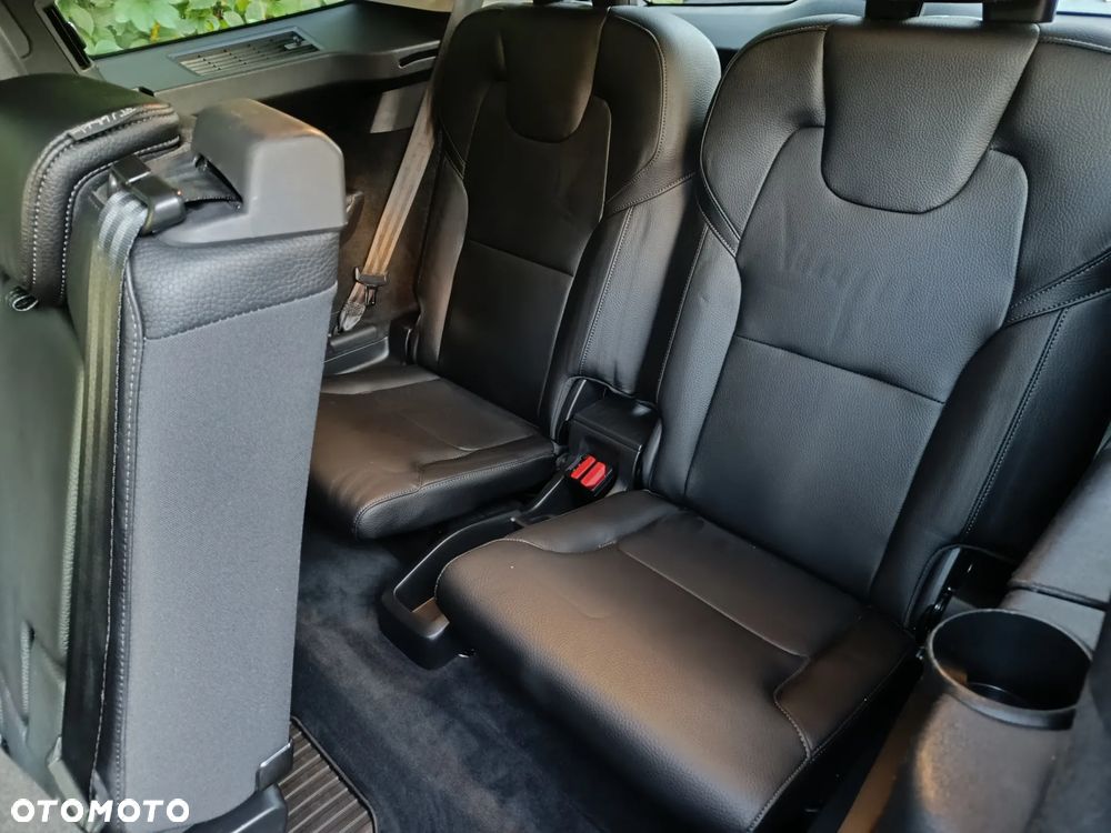 Volvo XC 90 T5 AWD Momentum 7os - 25