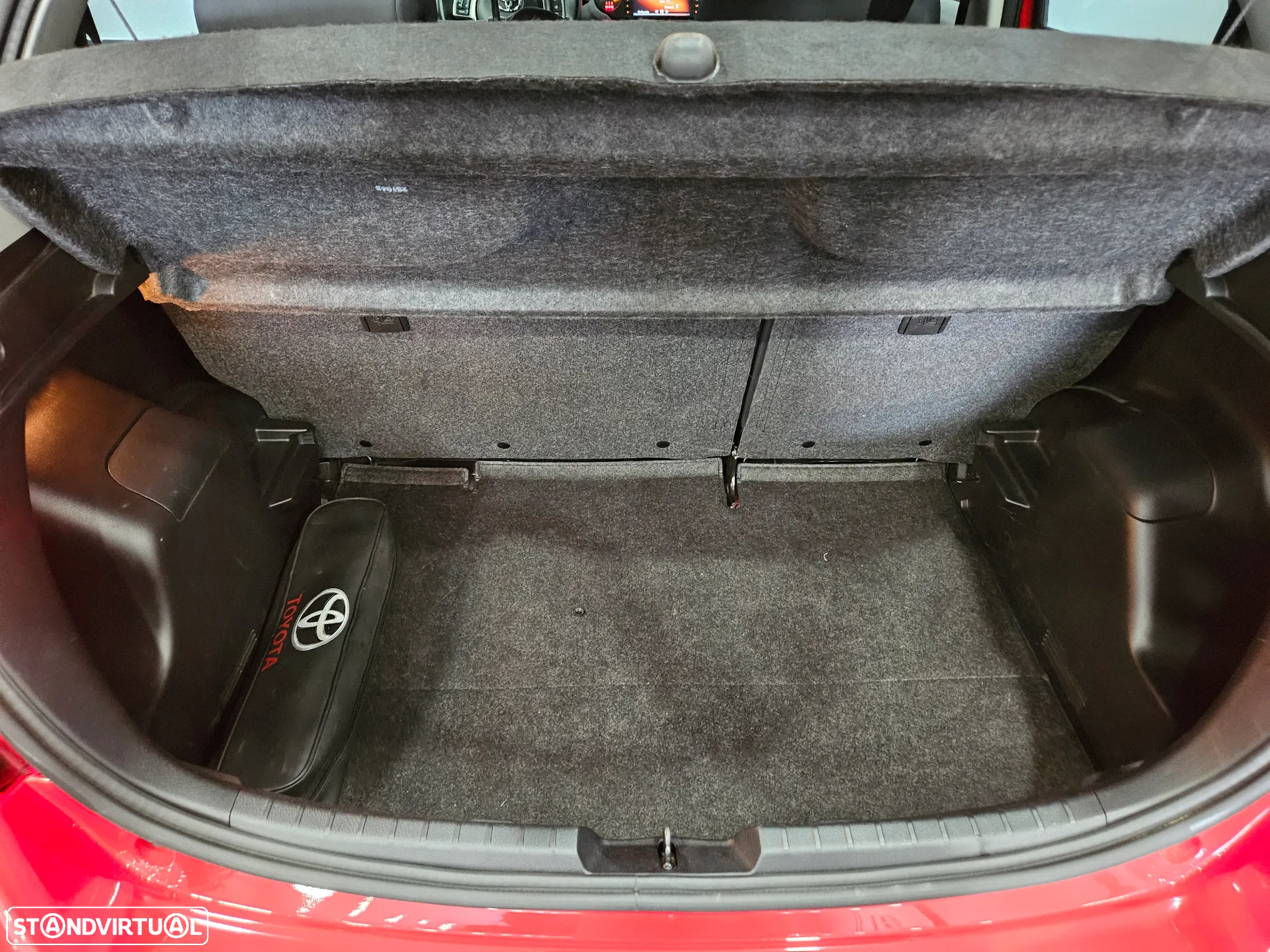 Toyota Yaris 1.4 D-4D Sport - 13