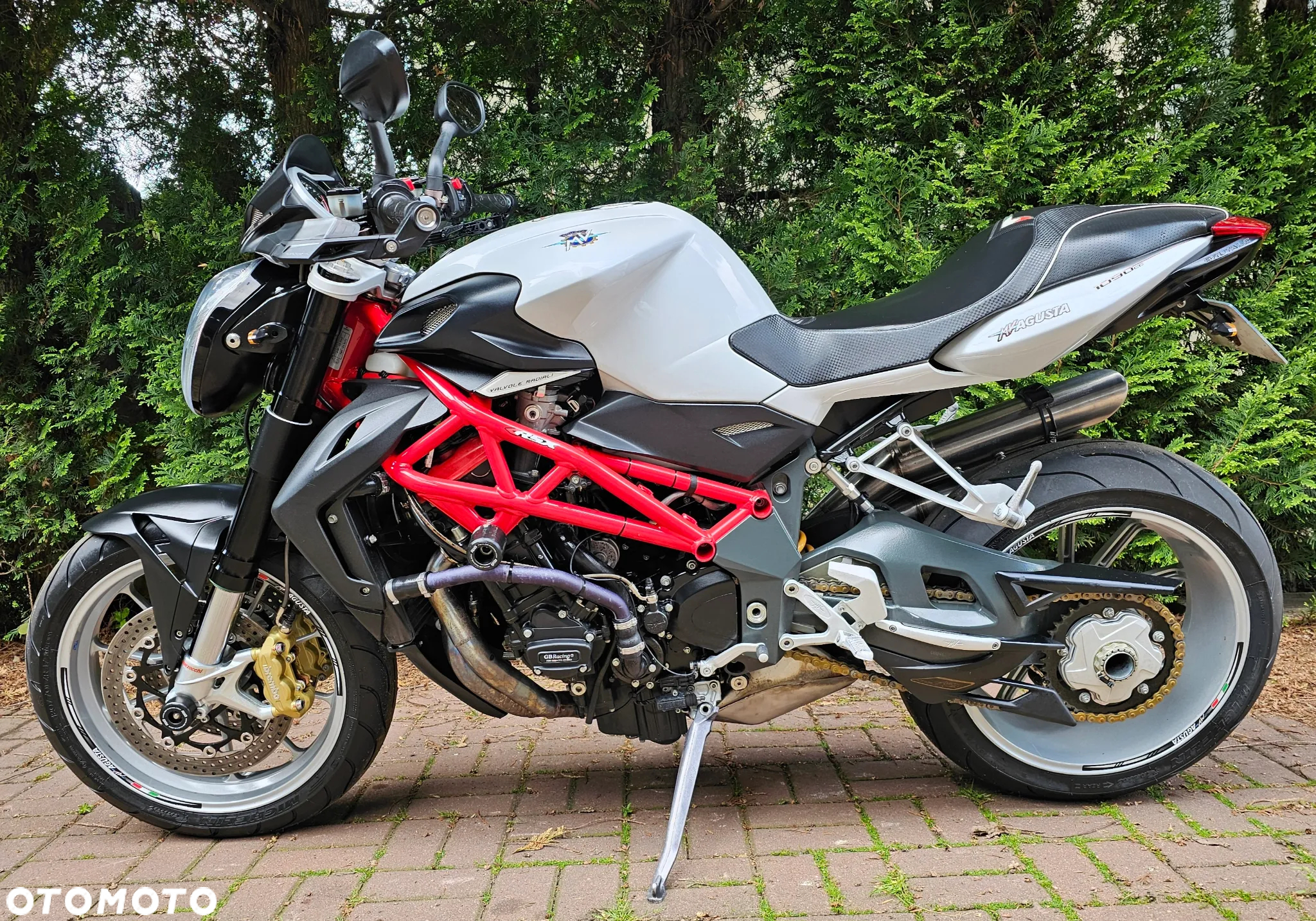 MV AGUSTA Brutale - 17