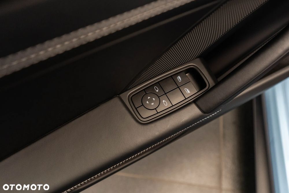 Porsche 911 GT3 Touring PDK - 25