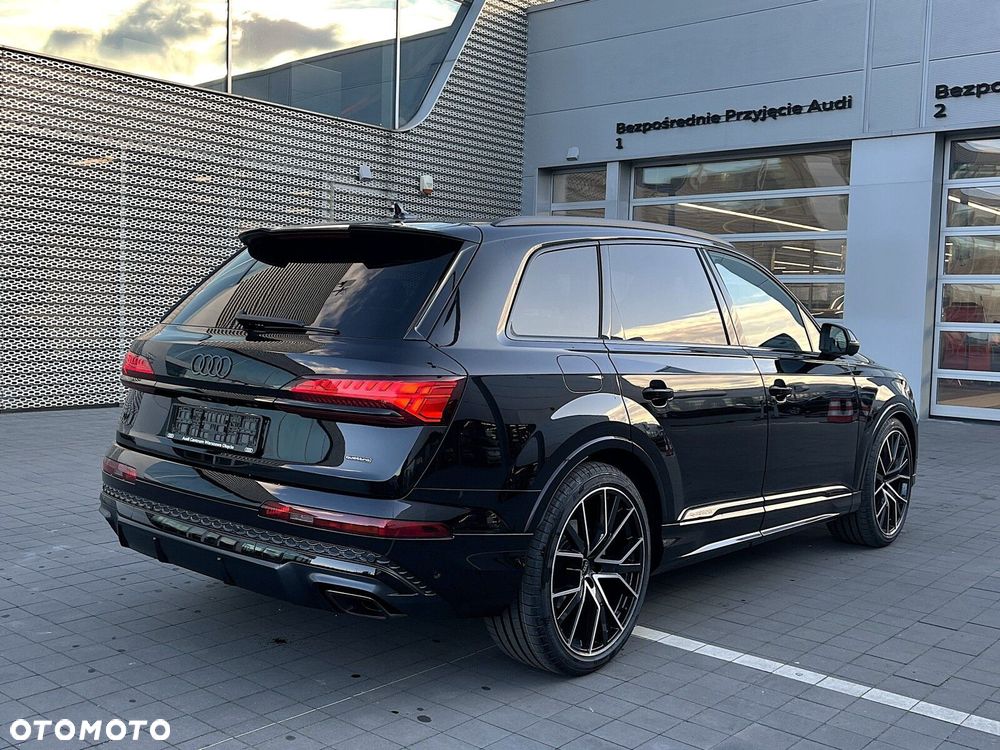 Audi Q7 - 8