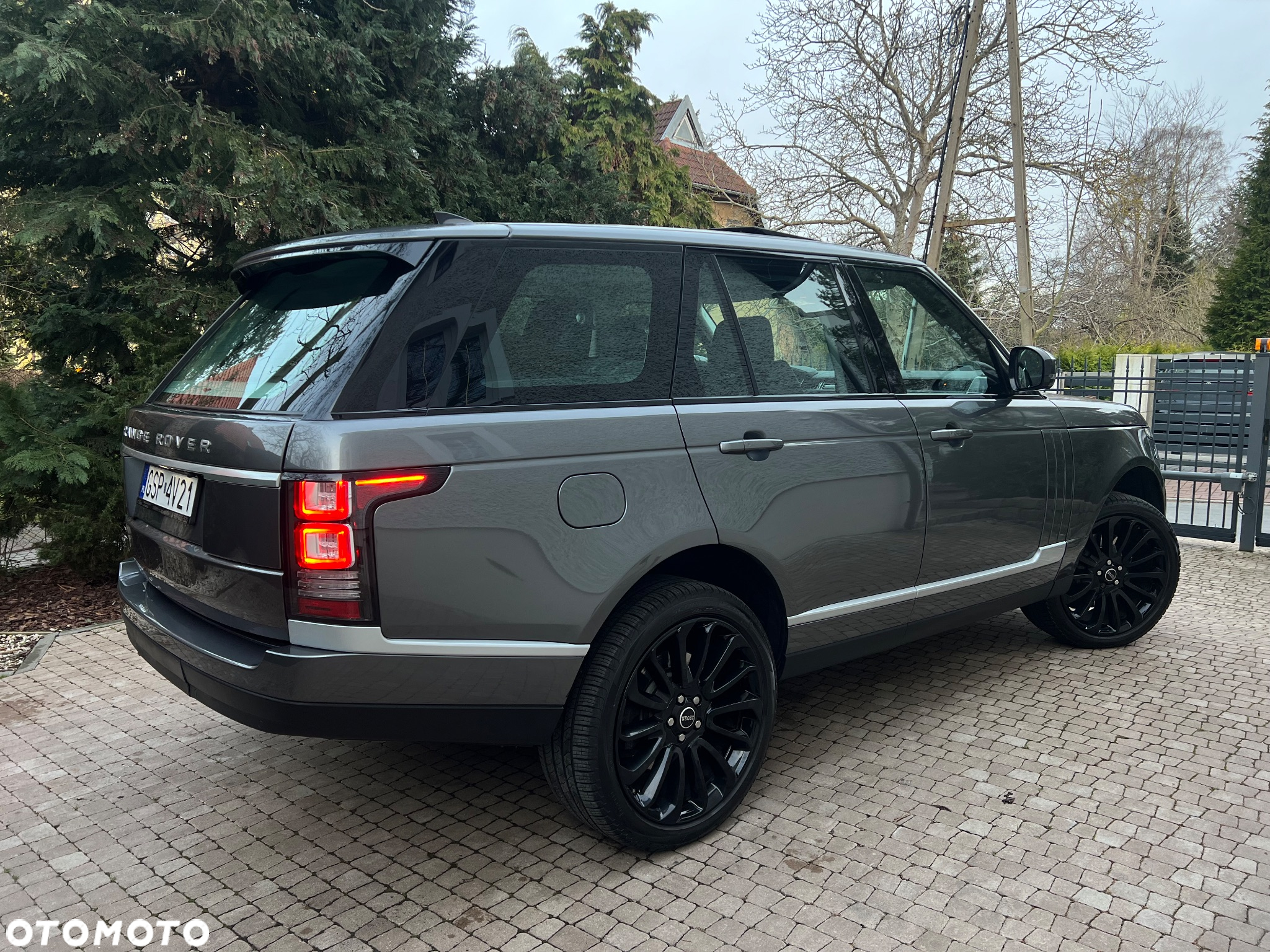 Land Rover Range Rover 4.4SD V8 LWB Vogue - 6