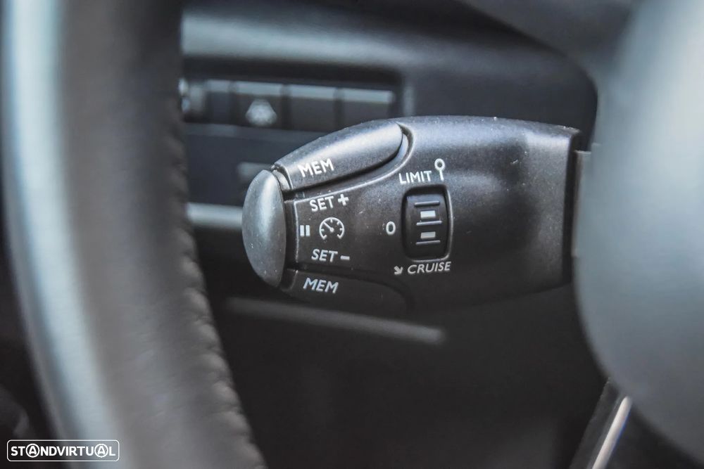 Citroën C5 Aircross 1.2 PureTech Feel Pack - 26