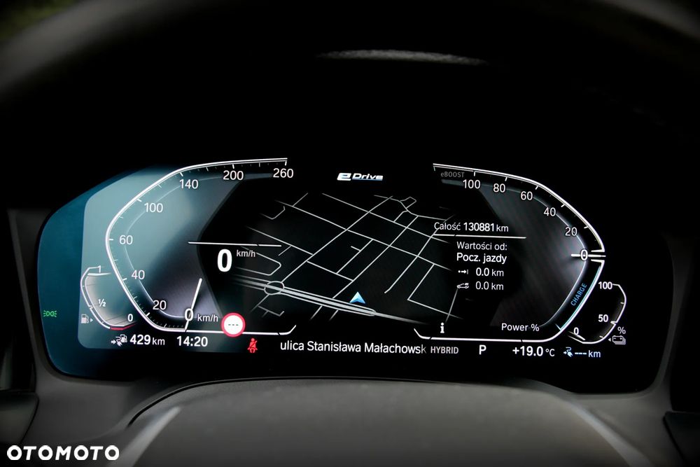 BMW Seria 3 330e Sport Line - 8