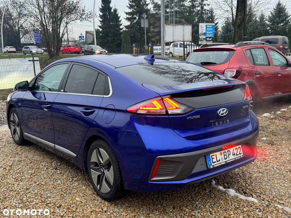 Hyundai IONIQ 1.6 GDI Premium - 9